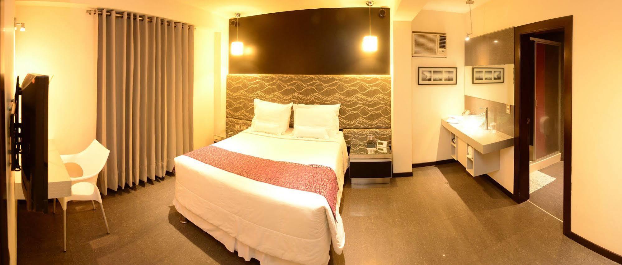 Awqa Classic Hotel トルヒーリョ エクステリア 写真