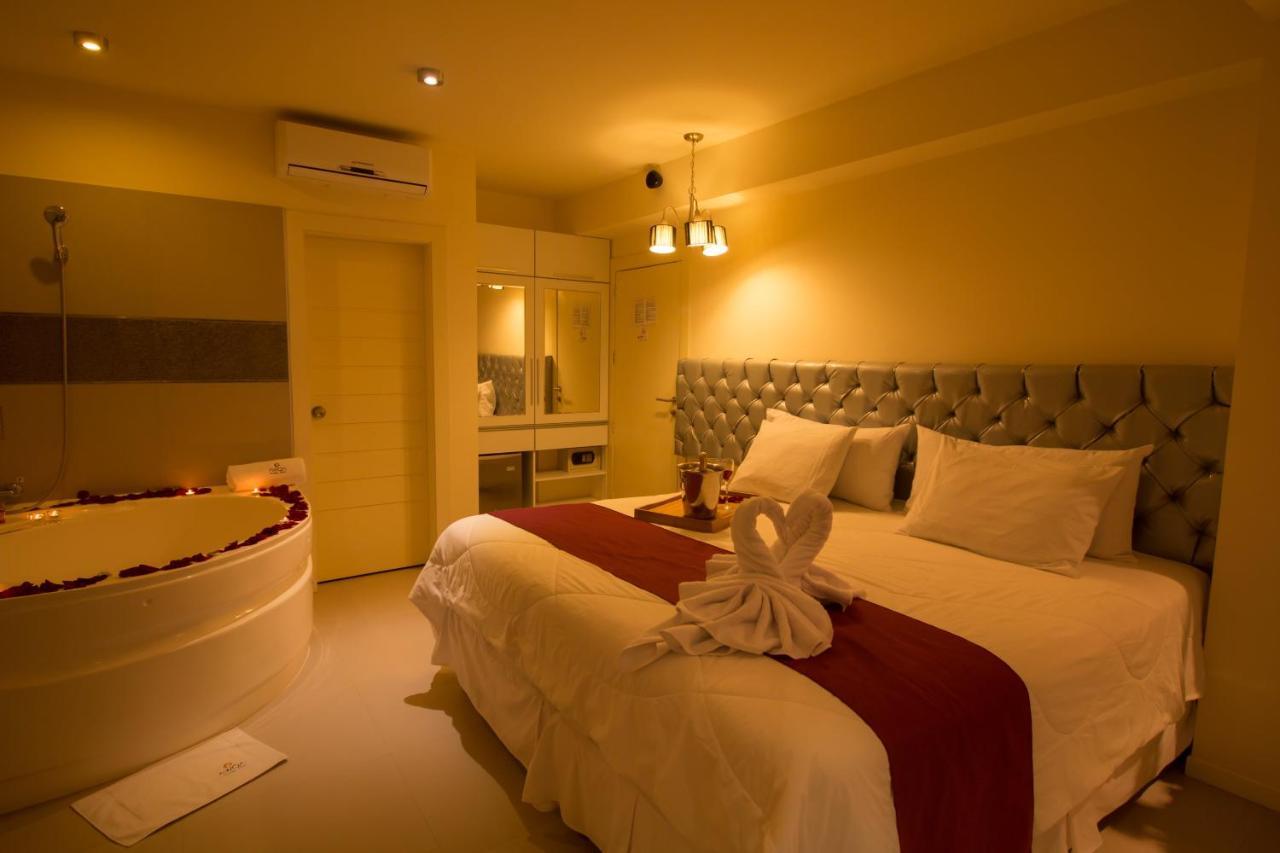 Awqa Classic Hotel トルヒーリョ エクステリア 写真